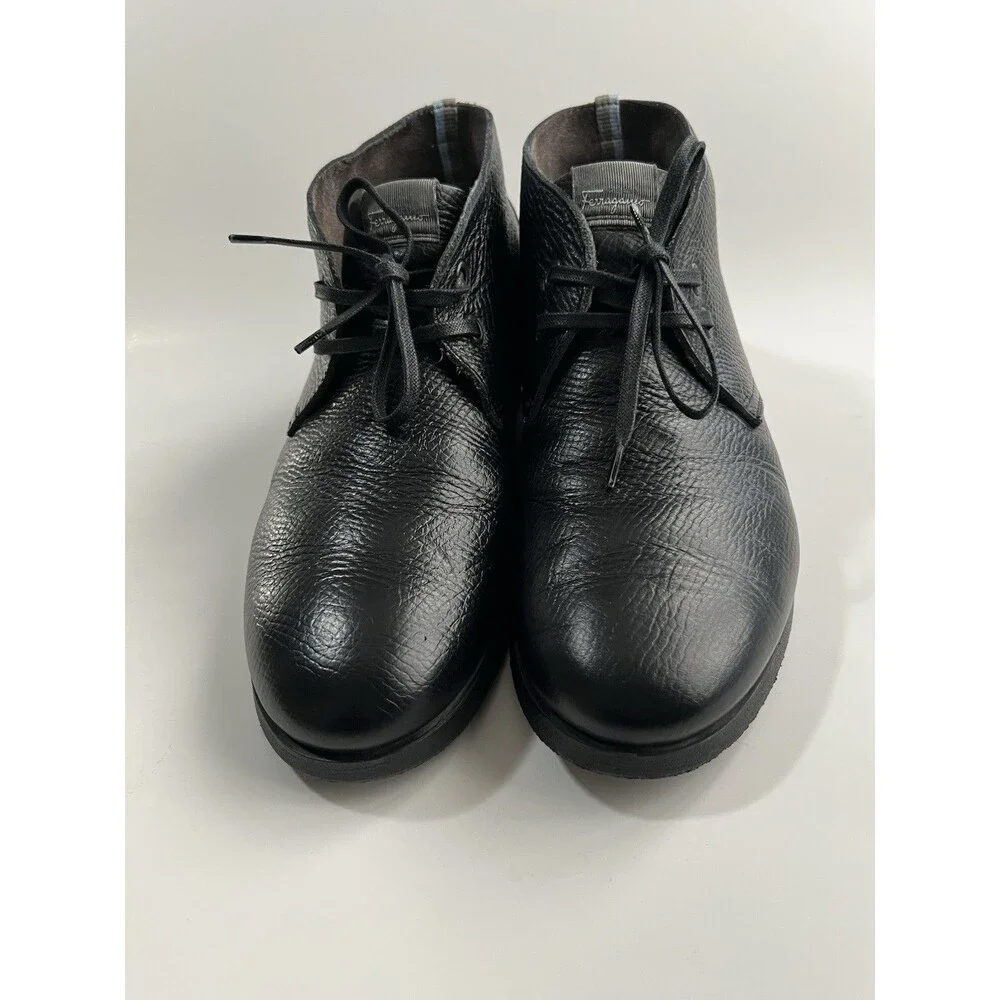 Salvatore Ferragamo World Men’s Black Leather Chukka Boots Round Toe Size 7.5